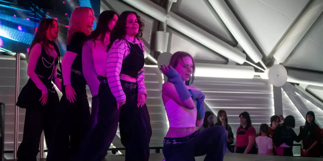 Kpop cover dance bemutató